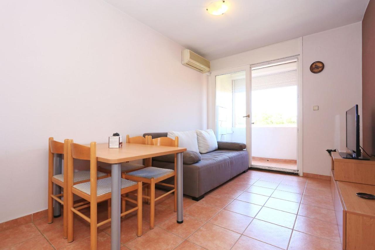 Cosy Apartment ซาดาร์ ภายนอก รูปภาพ
