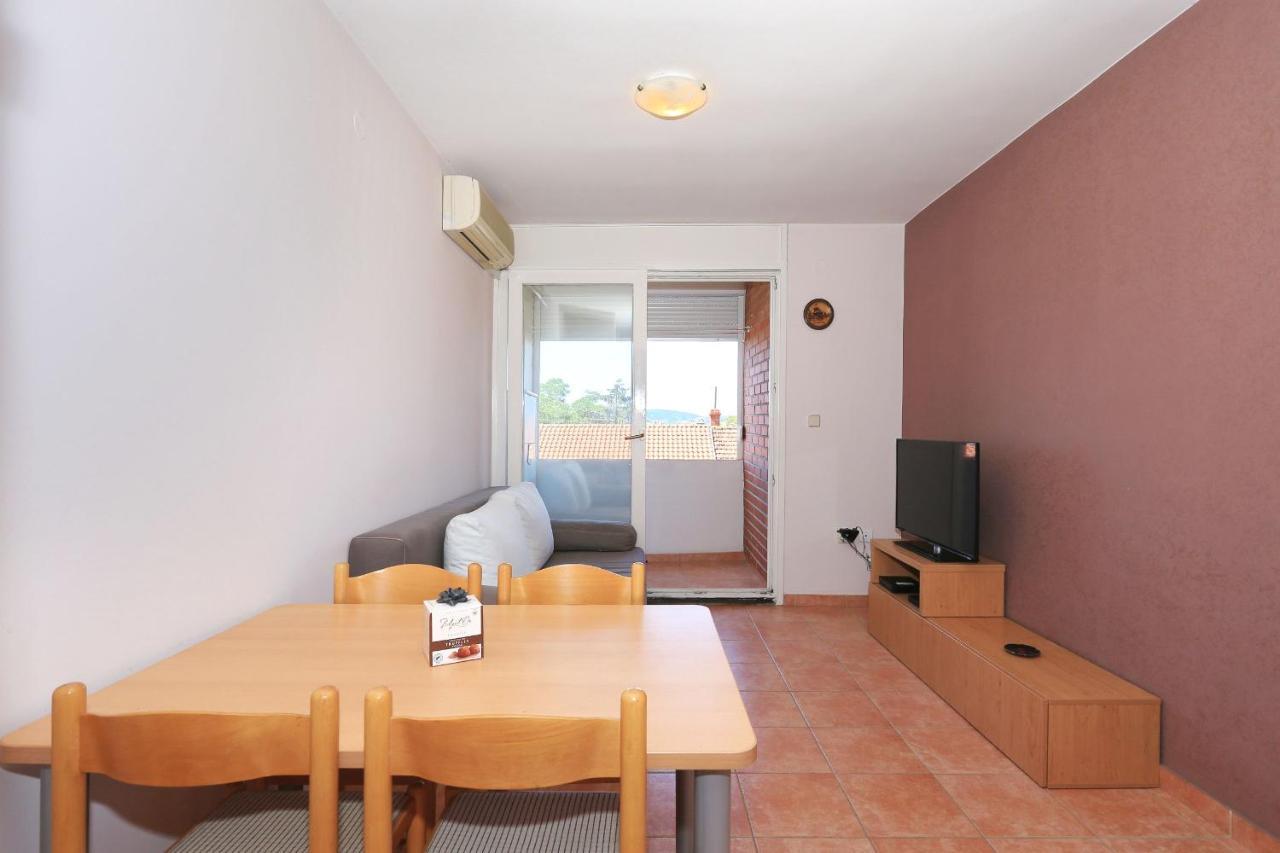 Cosy Apartment ซาดาร์ ภายนอก รูปภาพ